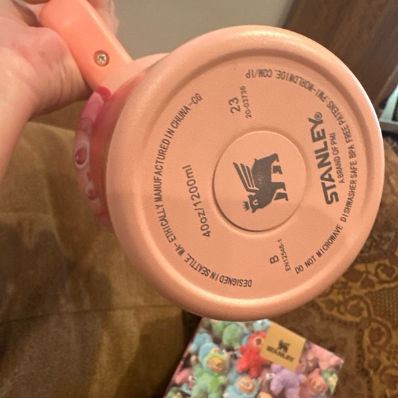 STANLEY custom Labubu Quencher H2.0 Tumbler 40 oz, Pink - Picture 3 of 7